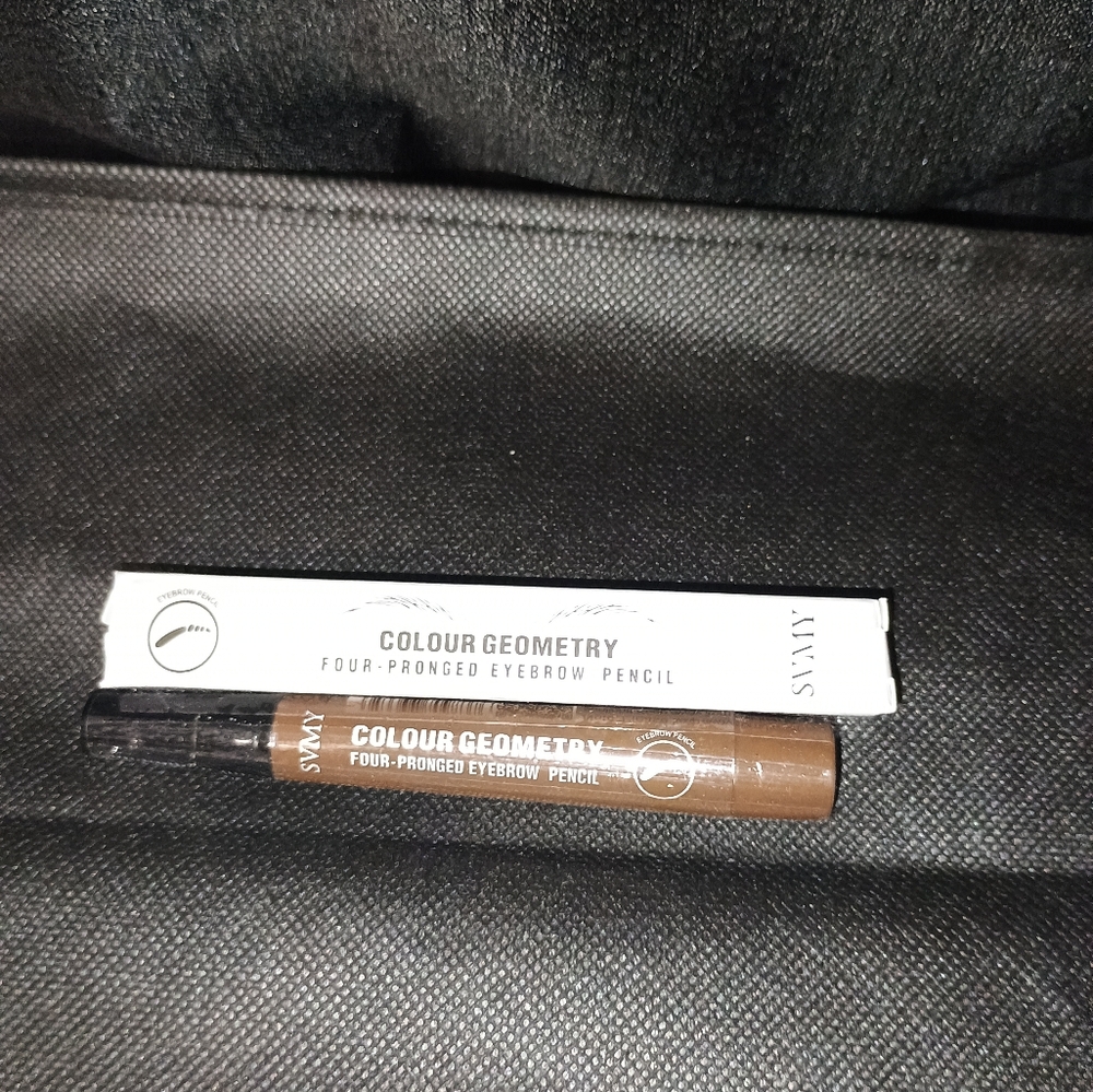 Svmy four pronged eyebrow Pencil